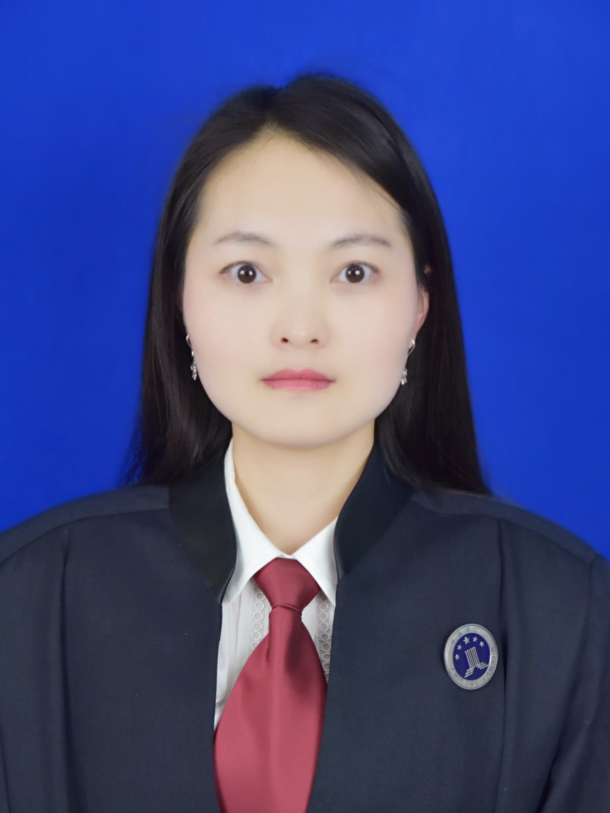  张莉