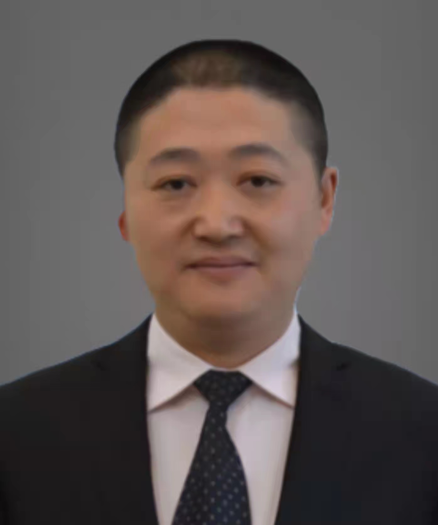  官忠全